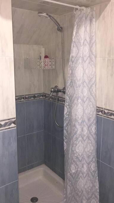 Acogedor Piso En Carino公寓 外观 照片
